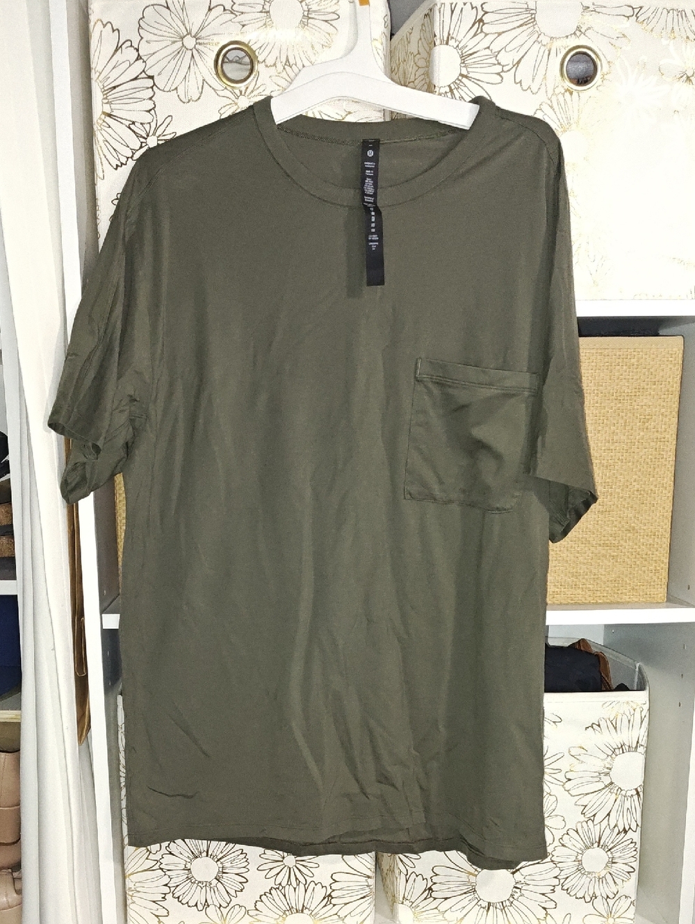 Lululemon Men Tshirt